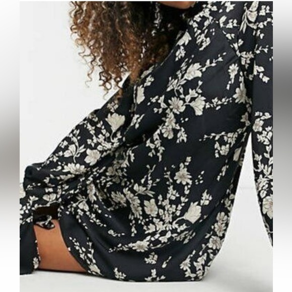 🤍🕊 free people dress! - Picture 8 of 14